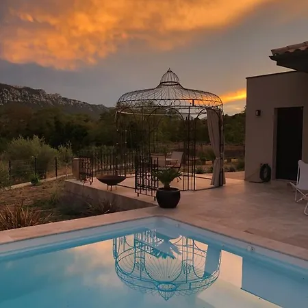 Bed & Breakfast Domaine Mas Terra 3*